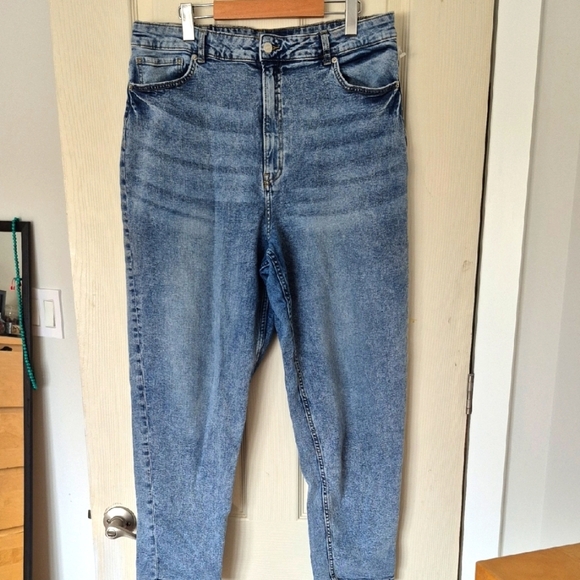 Divided Denim - 🚨MUST GO!🚨Divided Classic Blue Women's Straight Jeans